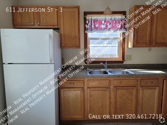 Building Photo - 611 Jefferson St Rental