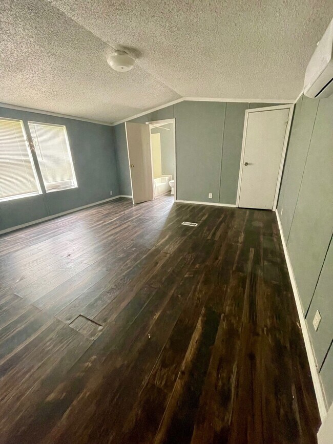 Photo - 24606 Clennie Needham Rd