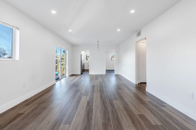 Photo - 1410 S Federal Hwy Unit 201