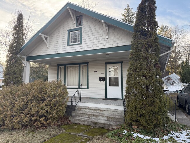 Photo - 517 S Hayes St