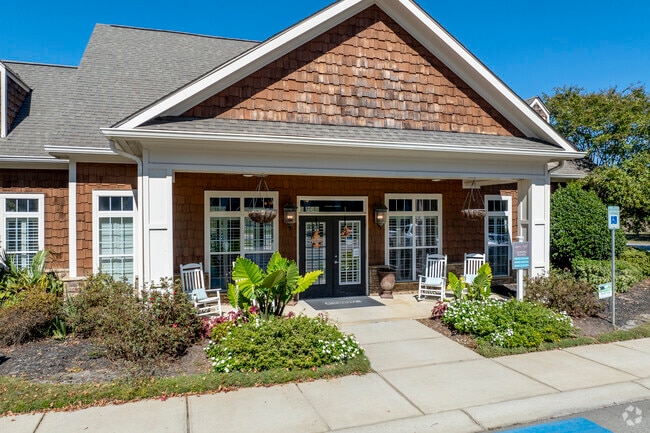 Building Photo - Lauren Ridge Apartment Homes