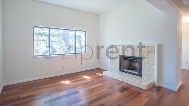 Photo - 3715 Terstena Pl