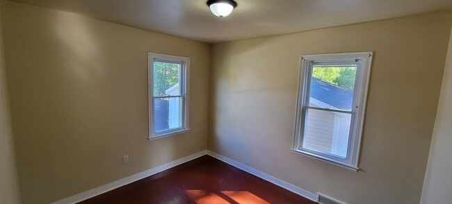 Photo - 3 Bed 1 Bath Single Family Home in Rhinelander