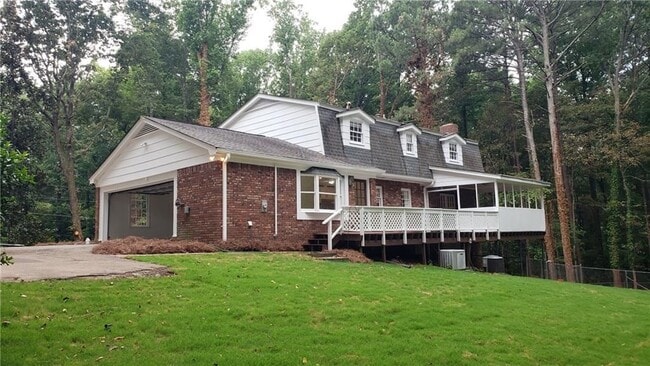 Photo - 2134 Masonwood Cir SW