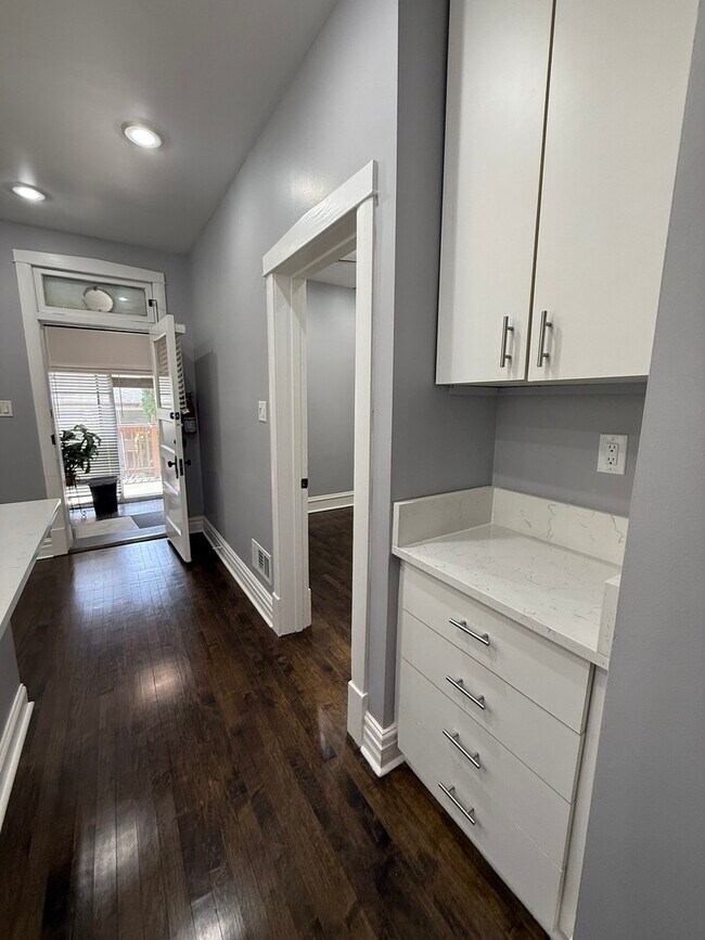 Photo - 3721 W Belden Ave Unit 1