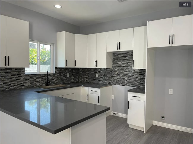 gabinetes de cocina - 13202 Vaughn St