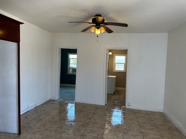 Photo - 3881 Eucalyptus Ave Unit C