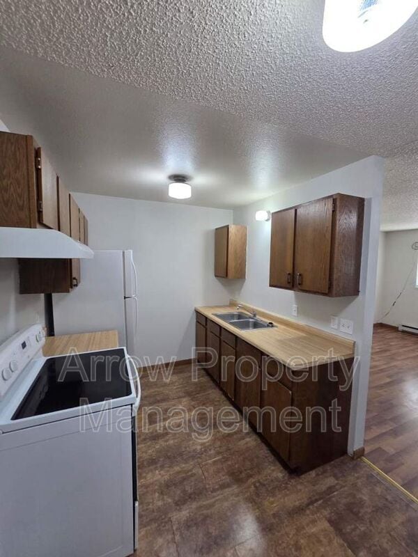 Photo - 906 East E Street