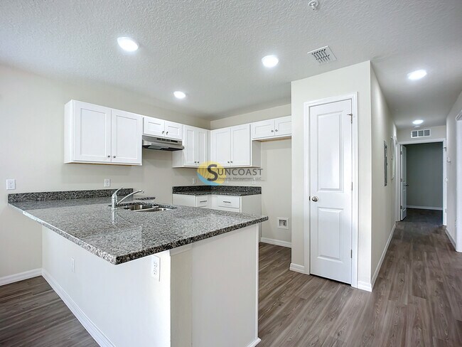 Photo - Get Your First Full Month Free for a Limit...