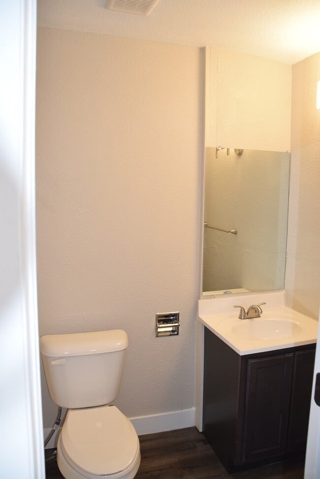 Photo - DOWNING3012 Unit 1