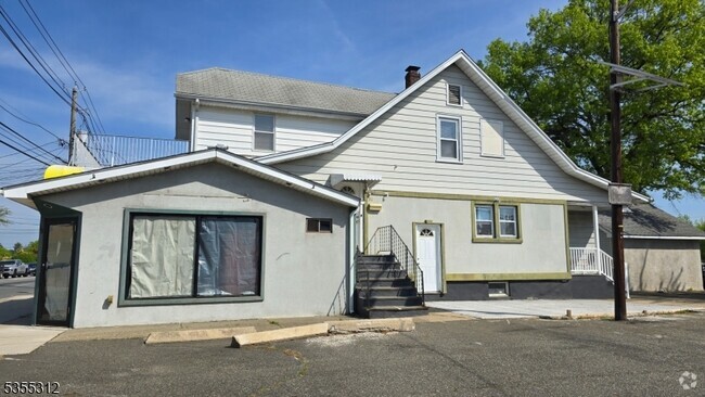 Building Photo - 38 Newark Pompton Turnpike Unit 2 Rental