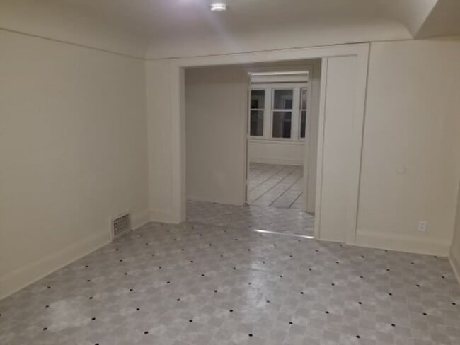 Building Photo - 2505-2507 N 9th St. Rental