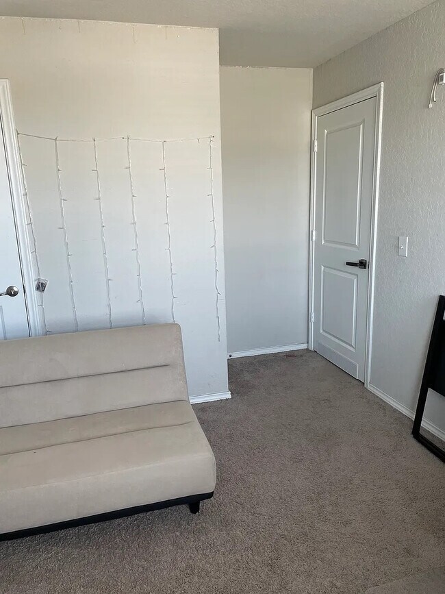 Photo - Room in House on Ashworth Blvd