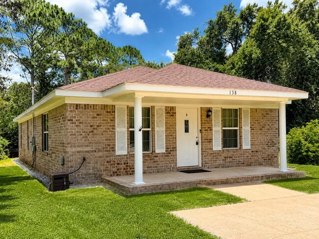 Photo - 138 Adams St
