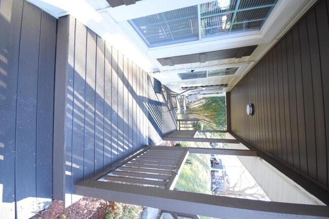 Photo - 337 Fox St SW