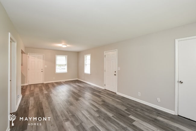 Photo - 4911 Roebuck Rd NW