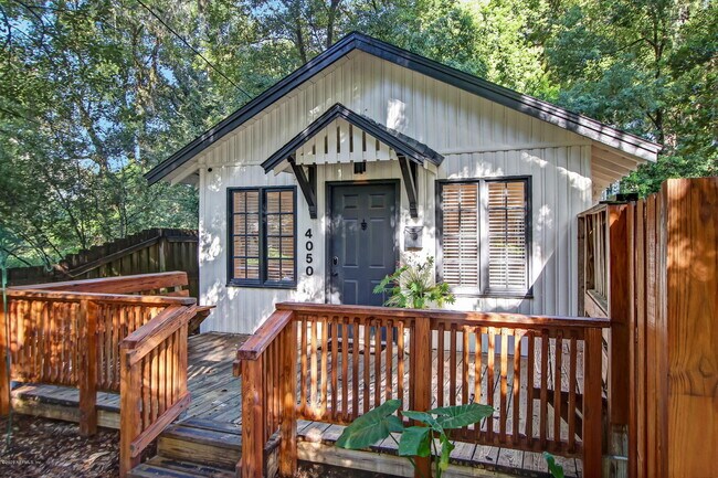 Photo - 4050 McGirts Blvd