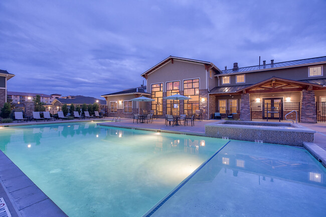 Welcome to Retreat at the Flatirons - Windsor Flatirons Rental