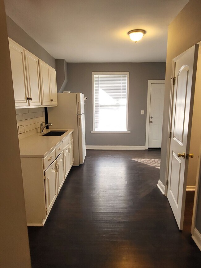 Photo - 1607 Cliftview Ave