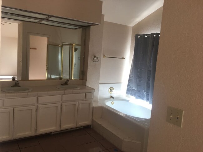 Photo - Spacious 2 Story Home