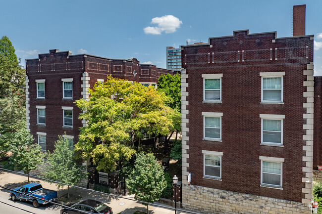 Building Photo - Cavalier Apartments