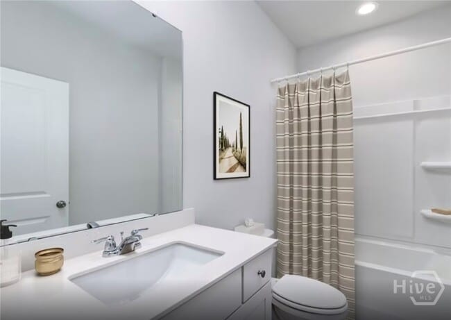Photo - 119 Cambium Cir