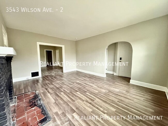 Photo - 3543 Wilson Ave Unidad 2