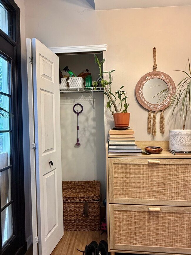 Photo - 602 Hamilton St