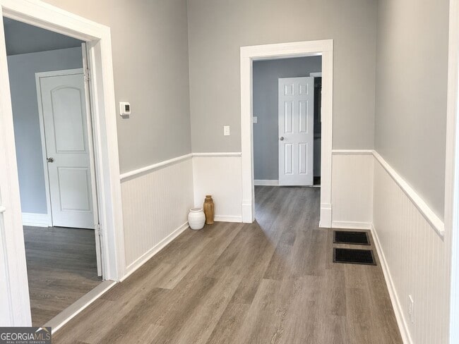 Photo - 429 N 9th St