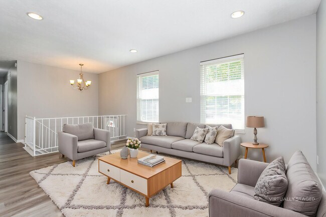 Photo - 404 Westgate Dr