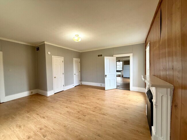 Photo - 927 E Mt Vernon St Unit A