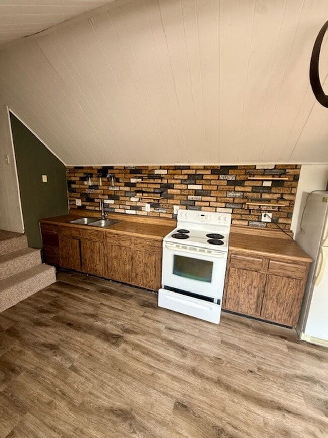 Photo - Studio Apartment for Rent – Steps from MSU!