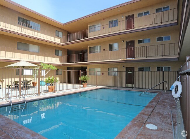 Cliff Terrace - Cliff Terrace Apartments