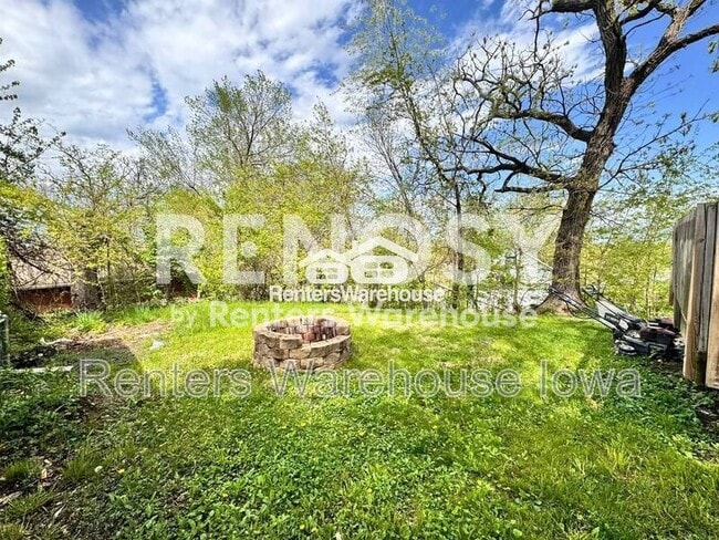 35 Hillside Ave