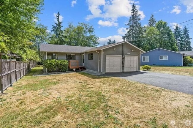 Building Photo - 14919 54th Pl W Unit B Rental