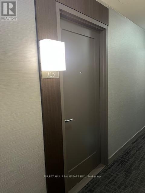 Photo - 310 Tweedsmuir Ave