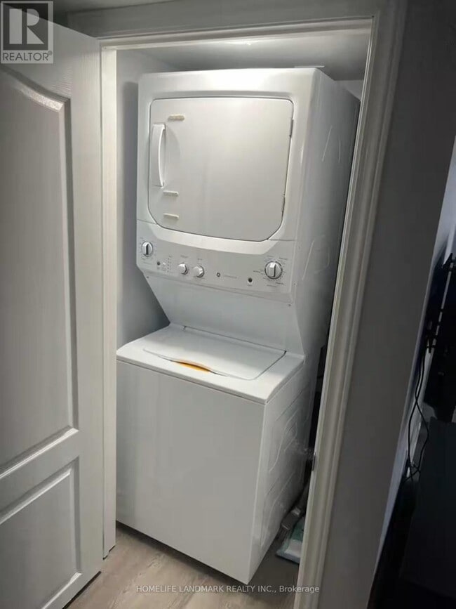 Photo - 794 Biggar Heights