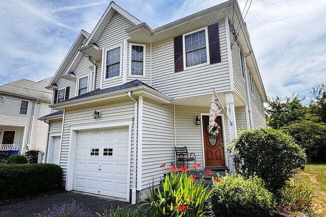 Building Photo - 391 S Pine Creek Rd Rental
