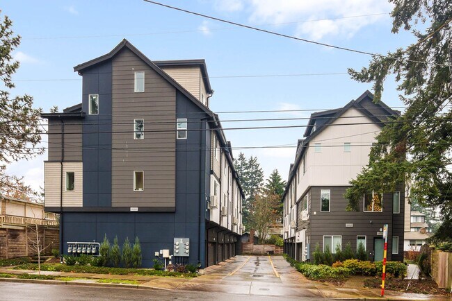 Photo - 18514 Meridian Ave N