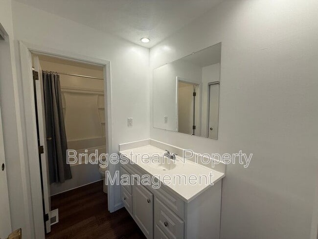 Photo - 3851 Hillsboro Dr