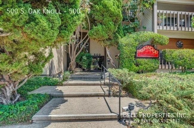 Building Photo - 500 S Oak Knl