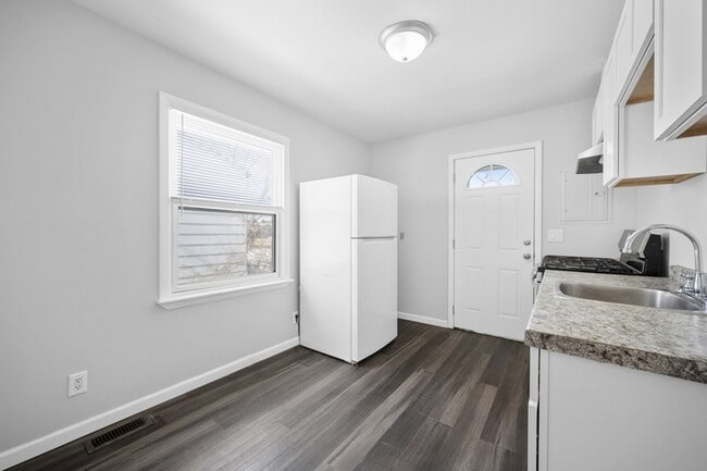 Photo - 11235 Sherman Ave