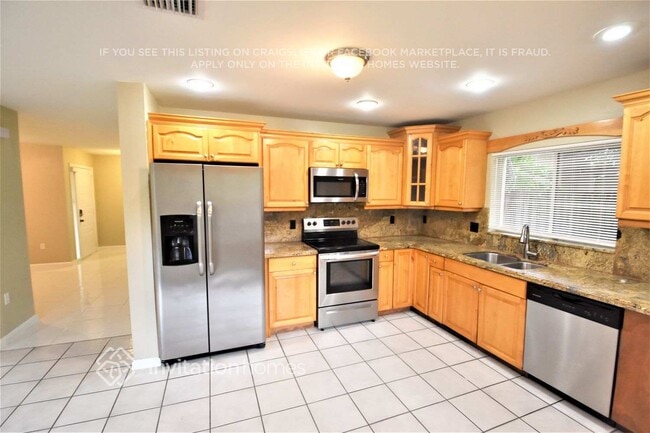 Photo - 6175 NW 77th Pl