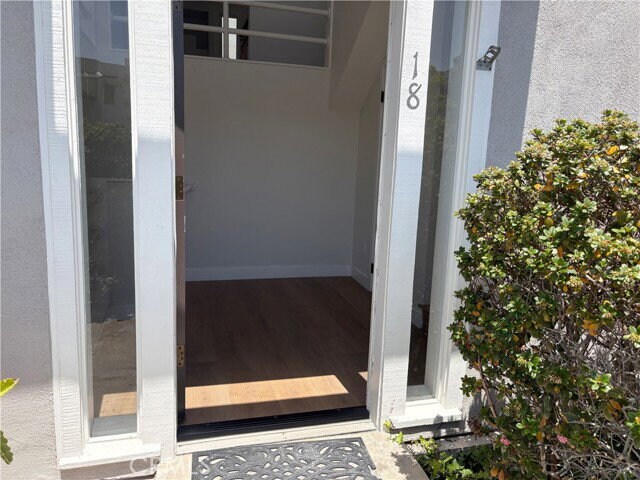 Photo - 501 Herondo St