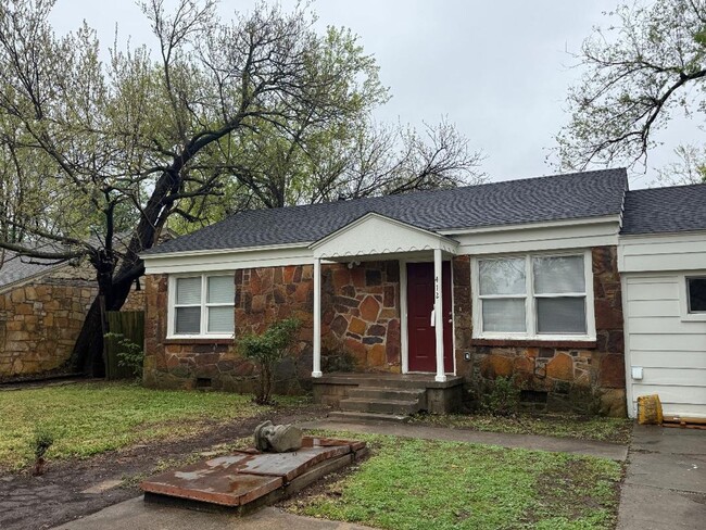 Available NOW! 2 Bed Plus Bonus Room 1 Bat... - Available NOW! 2 Bed Plus Bonus Room 1 Bat... House