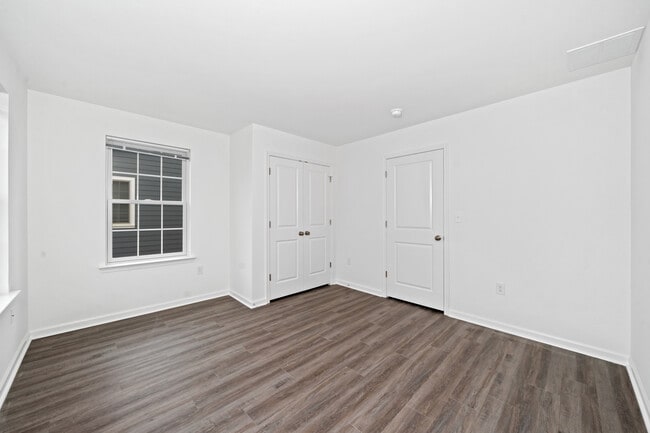 Photo - 851 Mapleton Ave