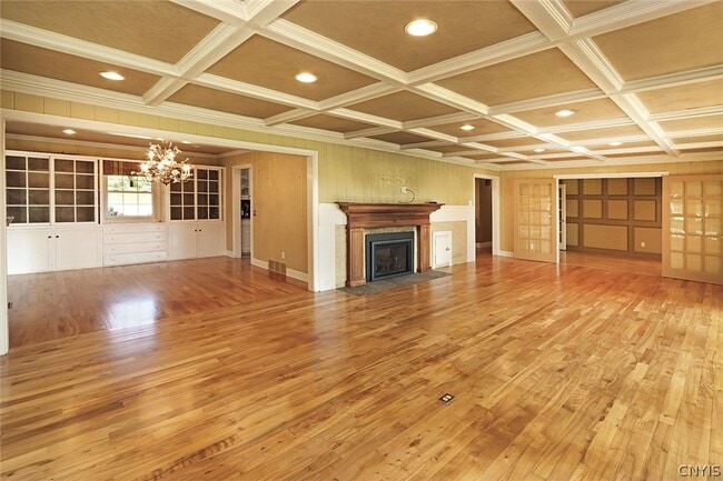 Photo - 2890 W Lake Rd