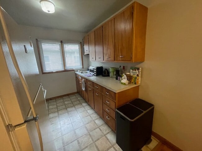 Photo - 2 Bedroom Duplex on Great Corner Lot in Urbana!