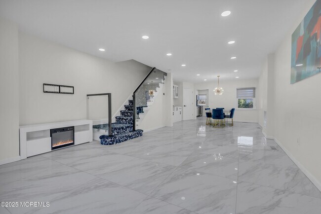 Photo - 1001 Norwood Ave