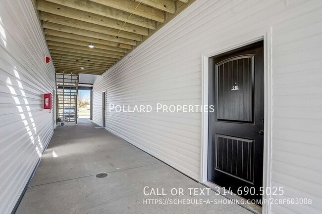 Photo - 704 Parkview Dr Unit 704